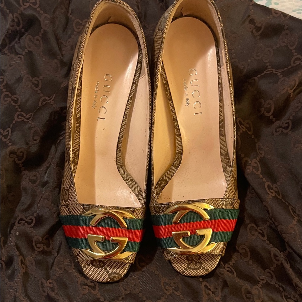 Gucci Women's Brown 2 inches heel with Gold Accents